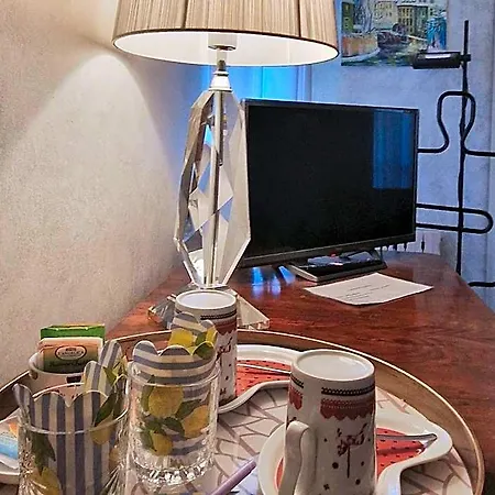 לינה וארוחת בוקר A Casa Di Paola